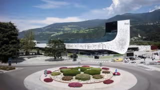 durst_group_ag_d_monovolume_architecture_design_brixen_italy-33.jpg