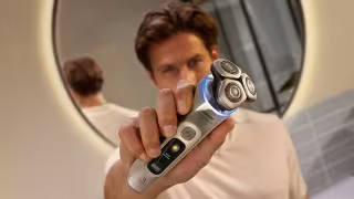 Philips Redefines Premium Grooming with AI-Driven i9000 Shaver Series Launch