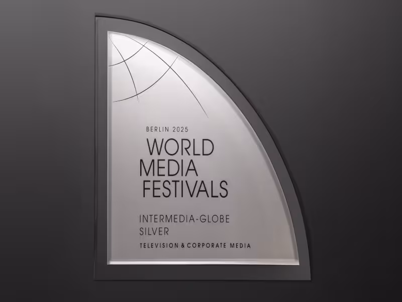 LAMILUX Wins Global Media Award for Groundbreaking Brand Film “Wir leben Tageslicht”