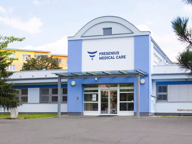 Fresenius Medical Care Celebrates 40 Years of Dialysis Care in Sokolov, Czech Republic