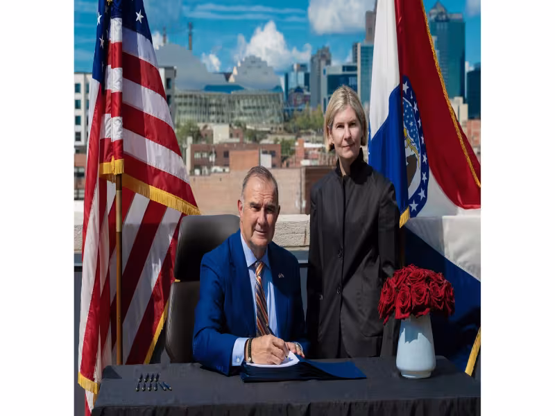 Missouri Law HB 2974 Speeds Licensing, Expands Telehealth Access