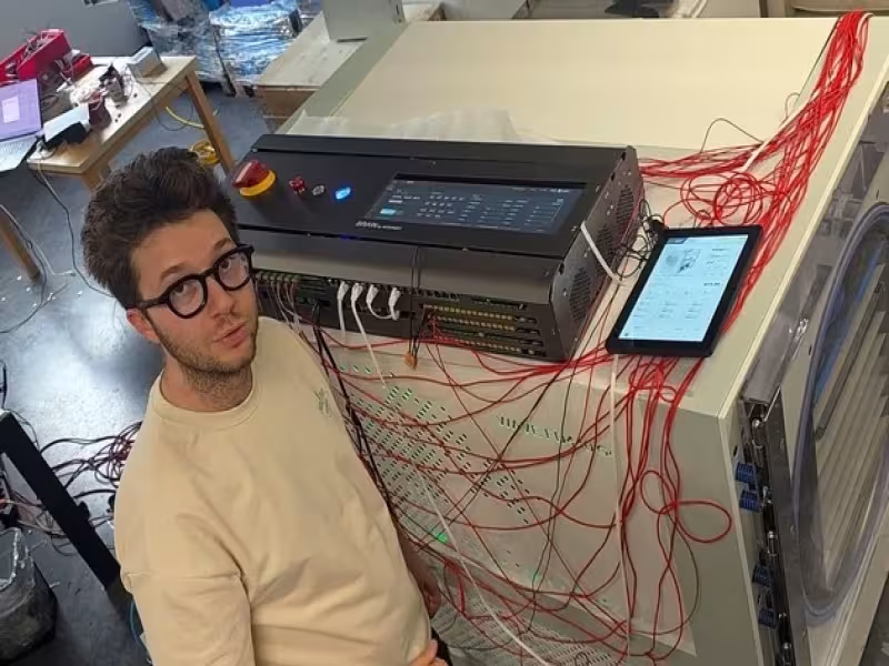 WAVE runs FD440 freeze dryer on AI controller that rewrites itself
